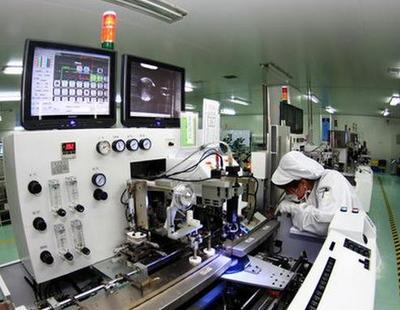 探秘海信电视工厂 智能制造之路如何走？